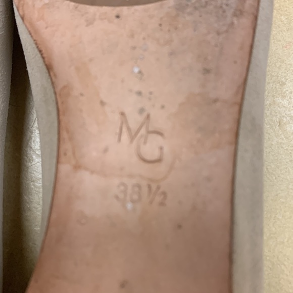 M. Gemi Beige Pointed Toe Suede Flats Size 38.5/US 8 - Picture 9 of 13